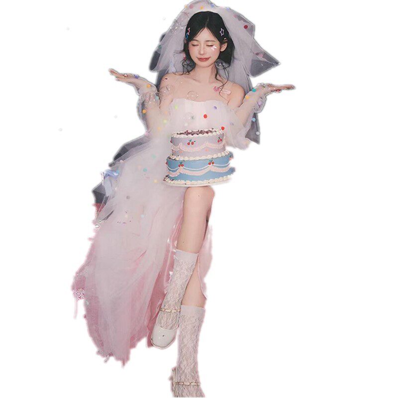照相馆新款粉色婚纱主题韩系画报风多巴胺少女氛围感生日写真艺术