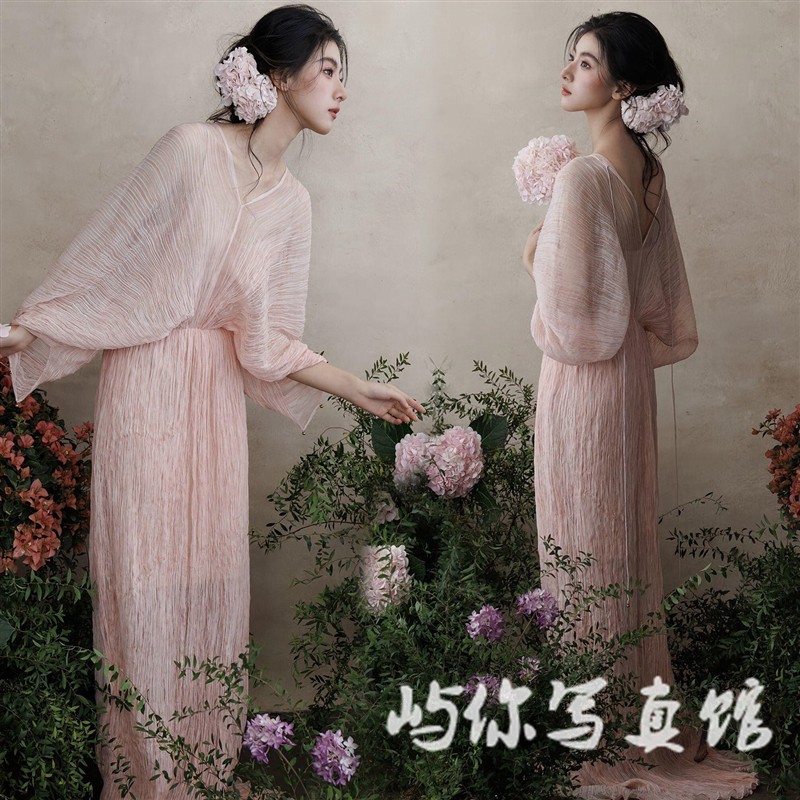 照相馆主题服装新款复古禅意中式清冷感礼服个人肖像艺术写真拍照图片