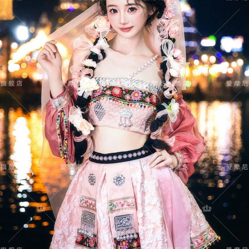 新款粉色哈尼公主服装女爱佤族民族风短裙西双版纳大理丽江写真服