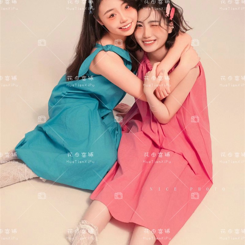 2025新款照相馆主题闺蜜撞色写真俏皮甜美风姊妹装艺术照摄影服装