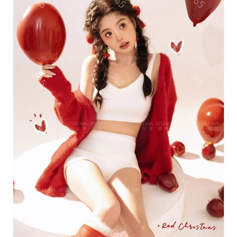 影楼新年主题个人写真红色毛衣可爱女孩氛围感喜庆艺术照摄影服饰