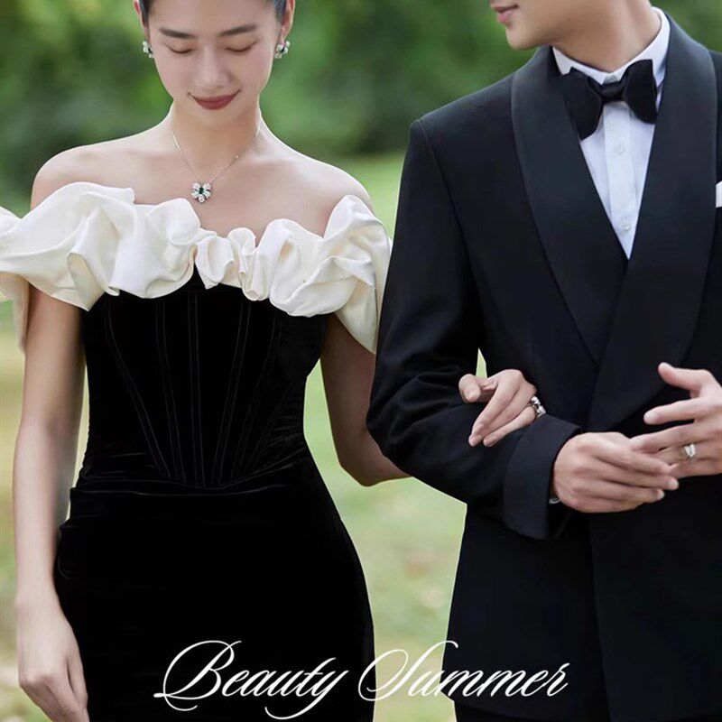 影楼拍照主题服装外景草坪复古黑色丝绒一字肩晚礼服简约鱼尾婚纱