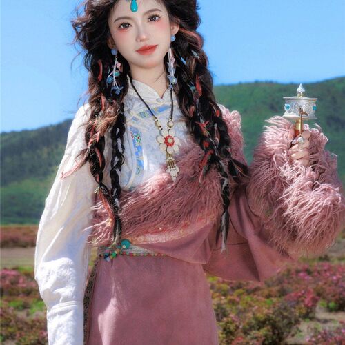 藏服高端藏族服装女粉色春秋季藏袍长版藏袍云南西藏旅拍摄影写真