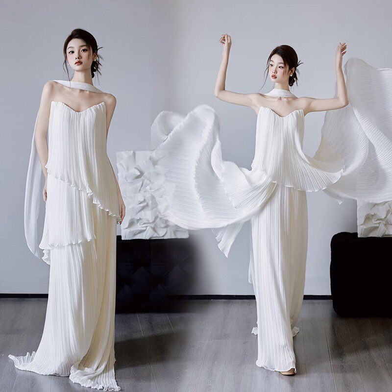 影楼新款主题服装新款晨袍红色复古婚纱新娘结婚订婚套装摄影服饰
