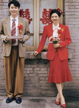 新红色复古港风爸妈80年代结婚怀旧礼服主题婚纱影楼情侣拍照服装