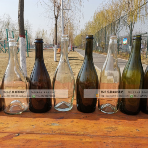 香槟红葡萄酒玻璃空瓶透明酒瓶