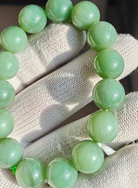 强烈推荐俄罗斯碧玉鸭蛋青大圆珠手串色泽清爽细腻油润性价比高