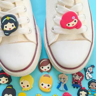 女孩最爱运动鞋 球鞋 扣鞋 包邮 花 带鞋 小公主 鞋 10个 白板鞋