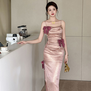 性感减龄蝴蝶结修身吊带连衣裙长款女美背设计感外搭到脚踝长裙子