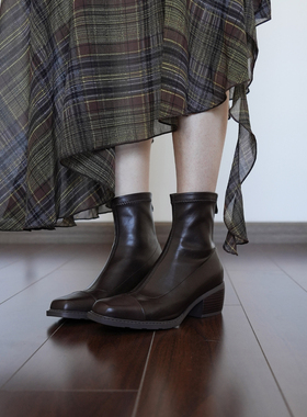 Fermina 拼接方头短靴女粗跟高跟瘦瘦靴2025新款通勤风女靴子黑色