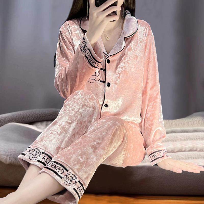 金丝绒睡衣女2024秋冬新款网红时尚山茶花金钻绒家居服带胸垫套装