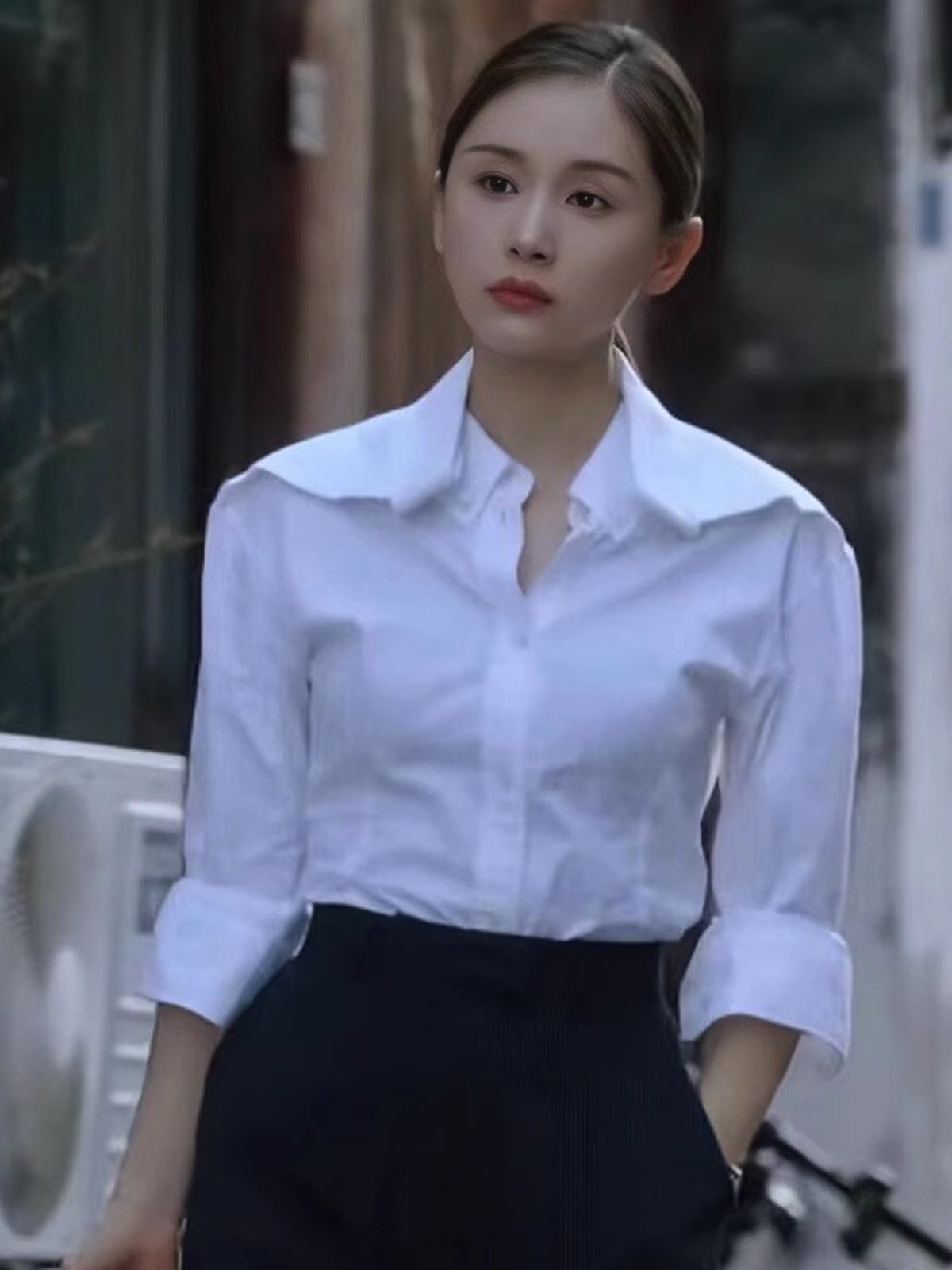 我的助理不简单王子文明星同款收腰披肩白色衬衫女时尚百搭上衣