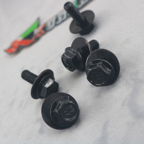 后扶手螺丝护杠螺丝九号