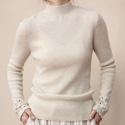 新款100山羊绒打底衫女半高领纯色高档袖口钩花针织修身洋气上衣