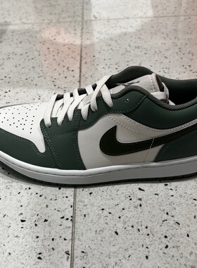 Nike耐克男子AIR JORDAN 1 LOW运动训练耐磨篮球鞋553558-300