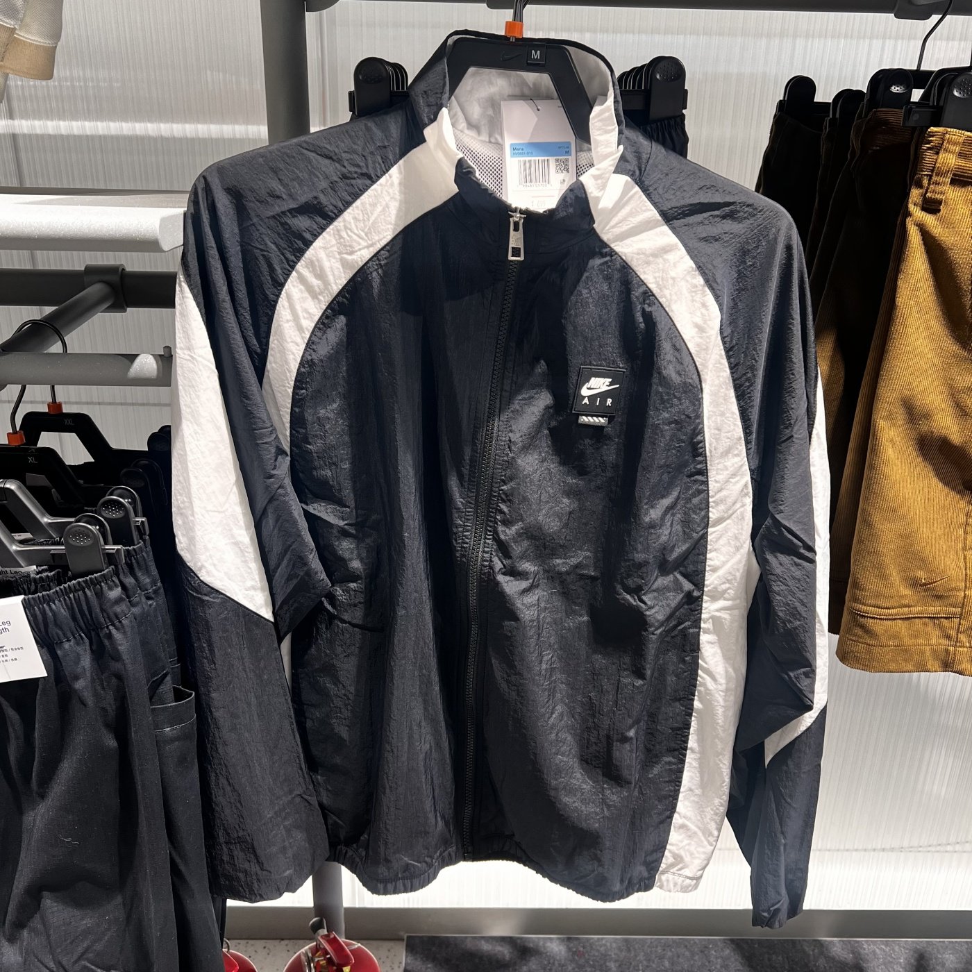 Nike耐克男子25秋季新款梭织防风宽松运动休闲立领外套HV0881-010,运动服/休闲服装,运动茄克/外套,淘宝优惠券,粉丝福利购,淘宝优惠卷