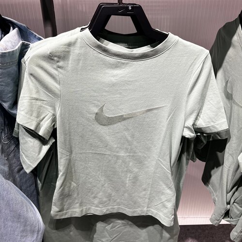 NIKE耐克女子26夏季新款半袖运动休闲透气修身短袖T恤 IO1517-006