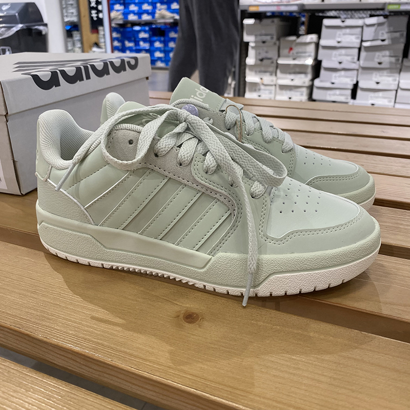 正品Adidas/阿迪达斯男女同款轻便耐磨低帮休闲运动板鞋 ID6055