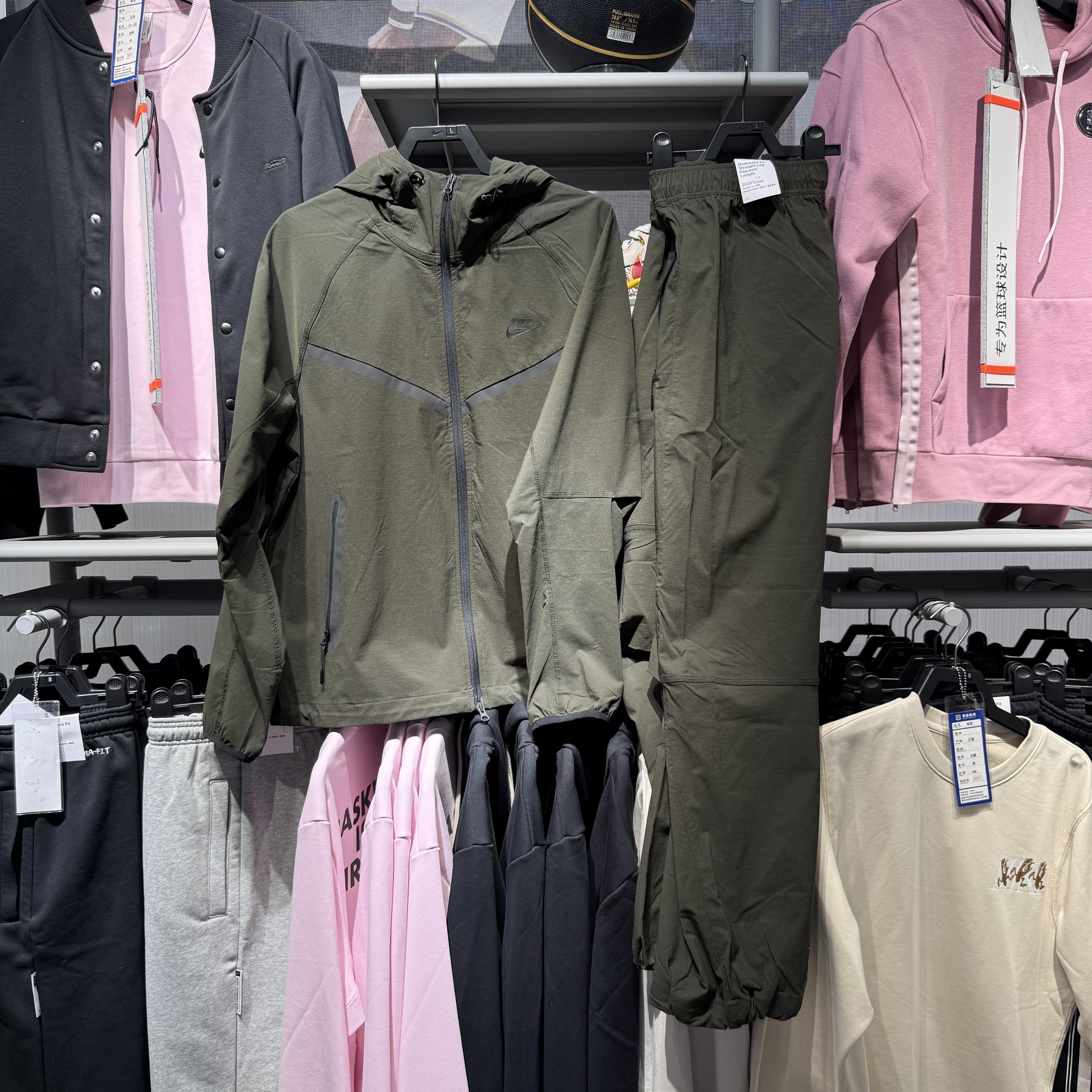 NIKE耐克男25春新款新机能风宽松工装夹克外套休闲直筒长裤HM7152