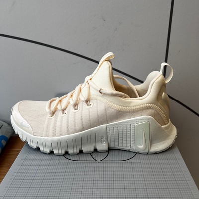 NIKE耐克女鞋Free Metcon6柔韧健身训练鞋运动休闲鞋 FJ7126-112