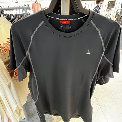 NIKE耐克男子ACG夏新款拼接速干健身训练运动休闲短袖 IO1453-010