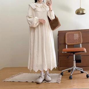 日系森系双层荷叶花边加绒连衣裙冬季新款减龄百搭刺绣提花中长裙