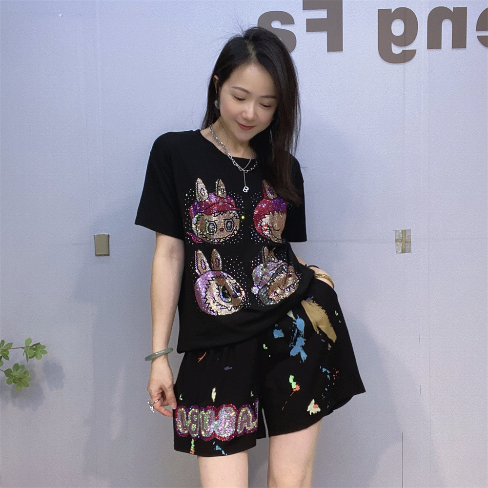夏季休闲运动风黑色烫钻短裤套装 胖mm高弹力显瘦短袖t恤两件套