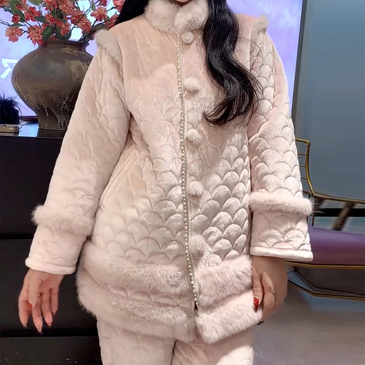 粉色轻奢风洋气三层夹棉家居服套装女2026秋冬新款俏皮可爱睡衣