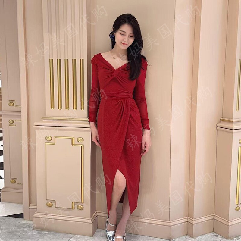 DVF春夏一字领红开叉连衣裙