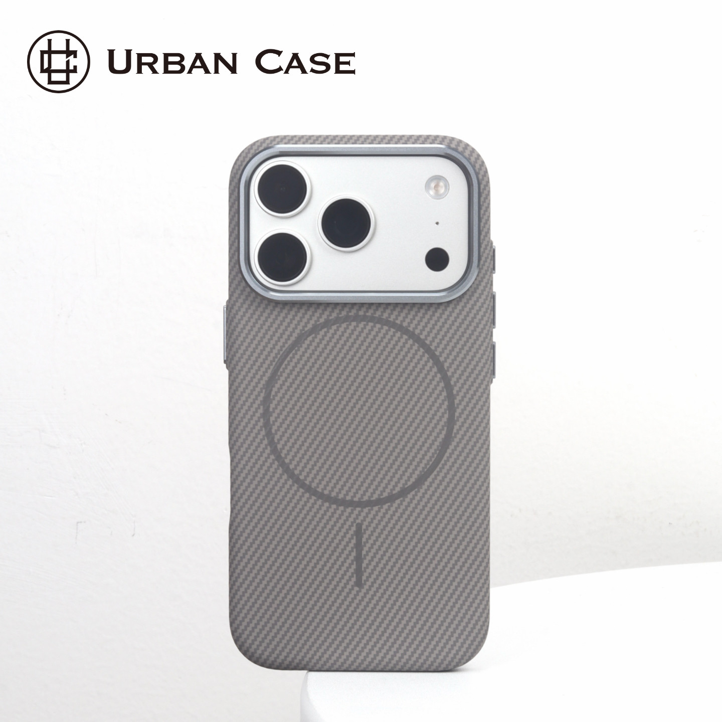 Urban Case 细圈碳纤维纹水贴磁吸适用于iPhone18promax手机壳苹果17pro轻薄硬壳保护壳个性极简商务风男性