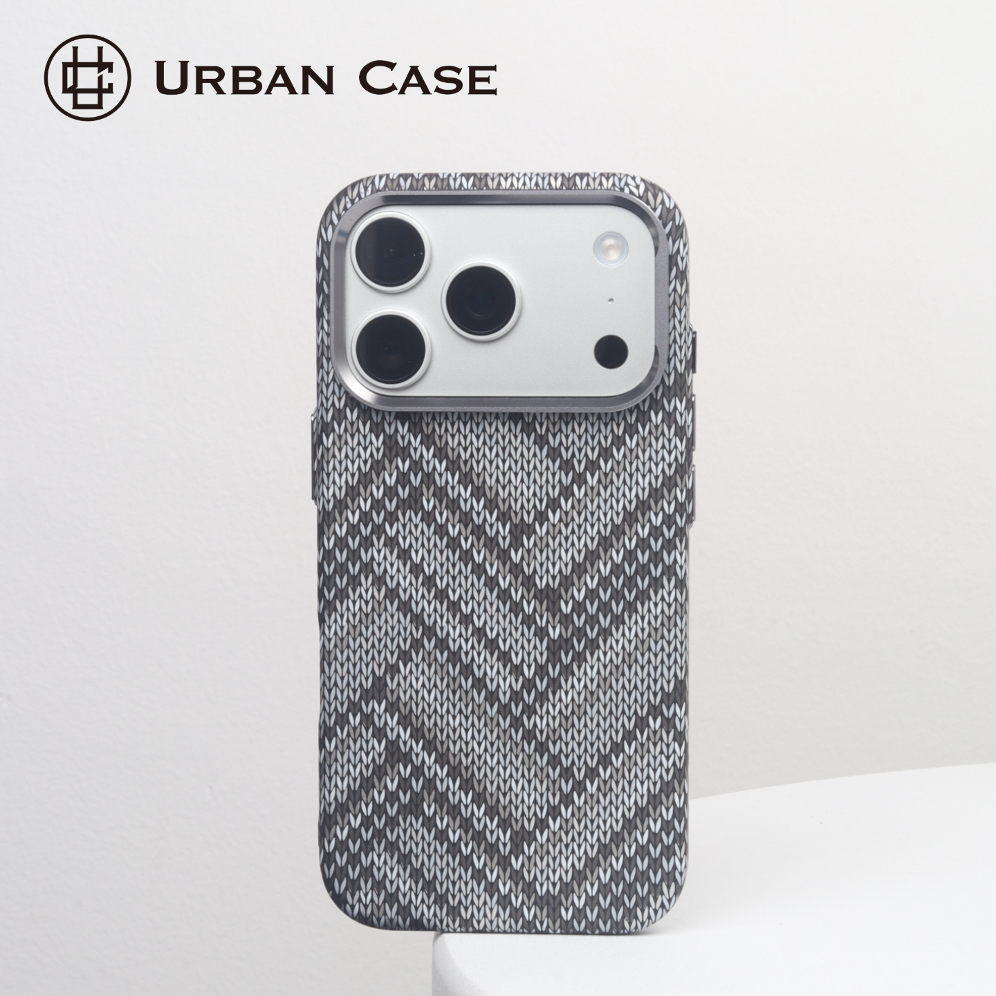 Urban Case美拉德编织纹限定款浮雕水贴PC磁吸适用于iPhone17promax手机壳苹果16pro保护套磨砂防手汗民族风