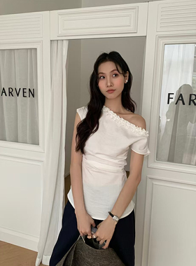 NN ｜ 2025新款气质木耳边斜肩短袖T恤女高级感小众设计感上衣