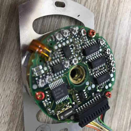 安川编码器 UTOPH-81AWF/40AWM  8192编