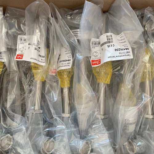 丹佛斯温度传感器MBT5116 084Z8250议价