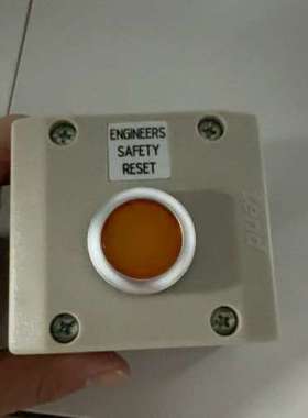 康士伯KONGSBERG轮机员报警按钮，型号8100338