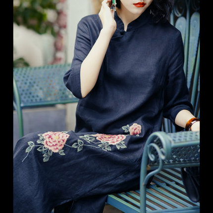 羊在在【并蒂芙蓉】民族风刺绣长款连衣裙绣花旗袍裙LYQ25YL1221