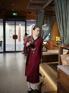 中国风民族风刺绣连衣裙