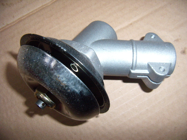 背负式本田侧挂式汽油割草机华盛割灌机收割机配件齿轮箱刀头总成在类目 鲜花速递/花卉仿真/绿植园艺, 园艺用品, 割草机/草坪机中 - 来自Buy2taobao.com提供专业的淘宝代购服务