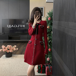 高级感蝴蝶结撞色针织红色连衣裙修身圣诞新年气质轻奢圆领小个子