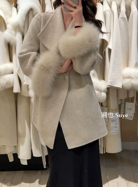 玥儿家羊毛外套(配腰带,可拆卸狐狸毛)（含100羊毛）PZzz24088