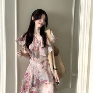 韩系V领荷叶边设计收腰不规则层连衣裙S8898 玥儿家货会大爆款