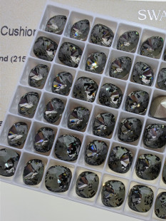 施钻水晶4470肥方尖底方形215透黑美甲饰品堆钻耳钉项链配钻华子