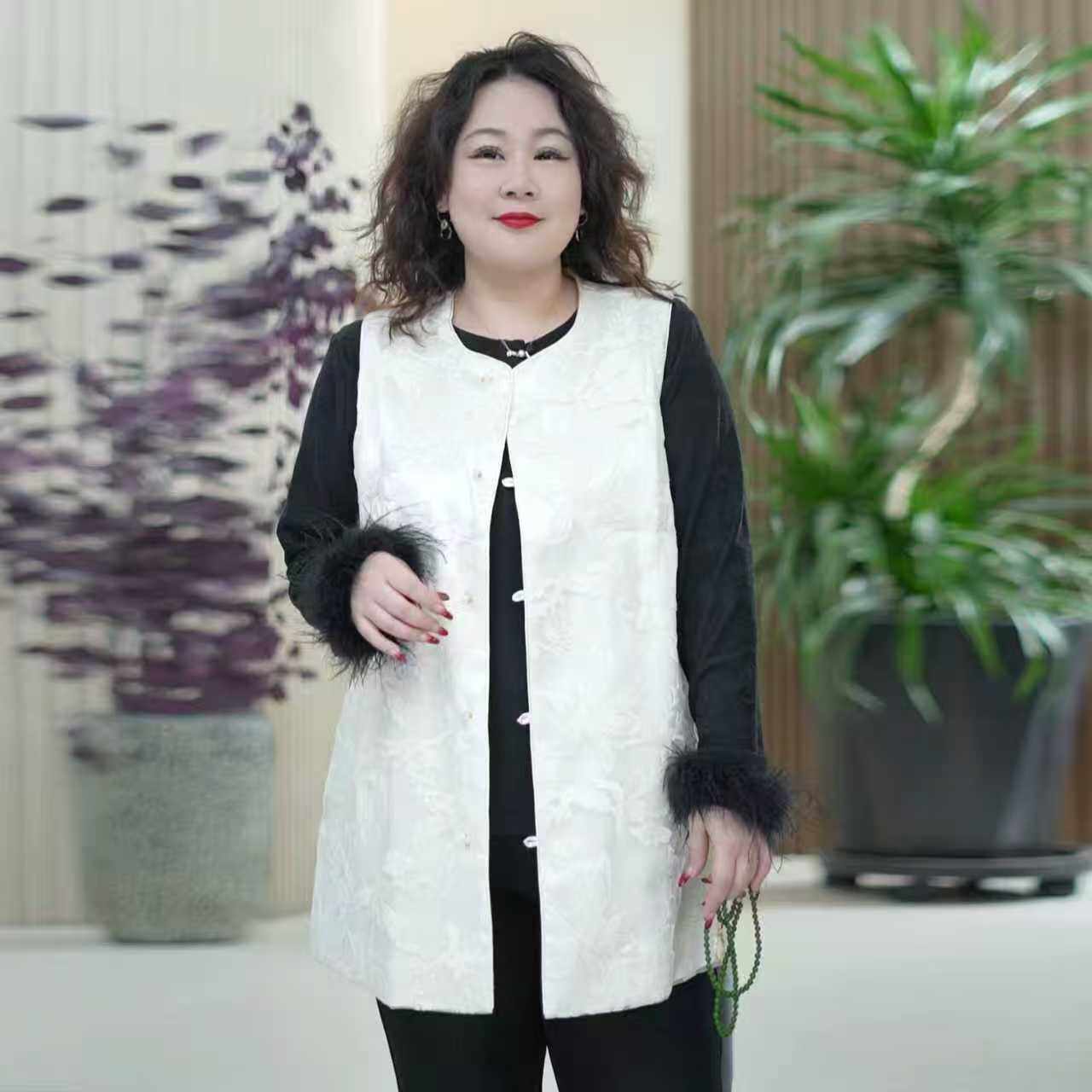 新中式100%真丝马甲百合纹刺绣双层朦胧感贵气国风大码春季坎肩女