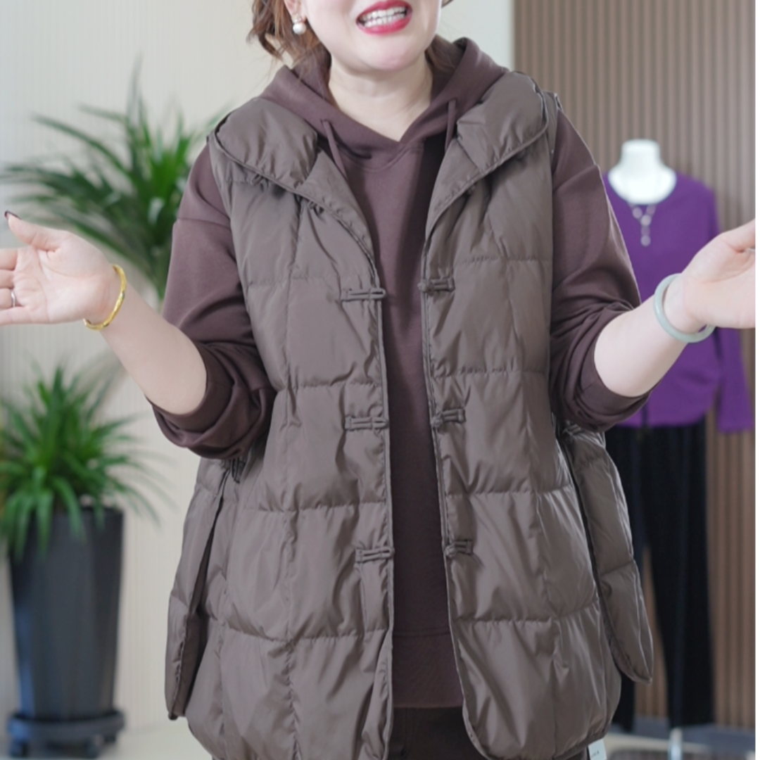 复古盘扣羽绒服马甲侧开叉中国风宽松大码显瘦白鸭绒无袖外套女潮