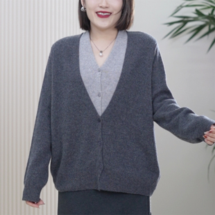 假两件大码深V领针织衫100%绵羊毛软糯大码亲肤秋季撞色开衫女