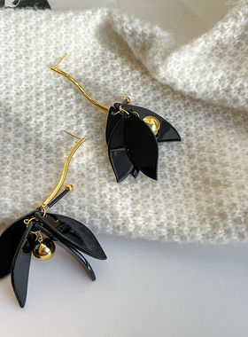 LJW 法式复古小众设计高级黑色叶片花朵吊坠线条耳环轻奢优雅耳钉
