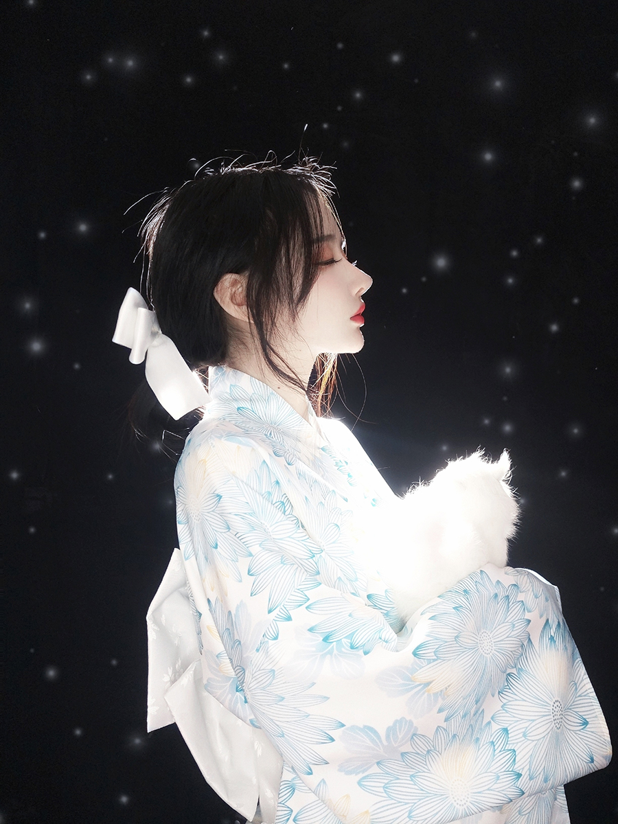 日式神明少女和服写真拍摄cos