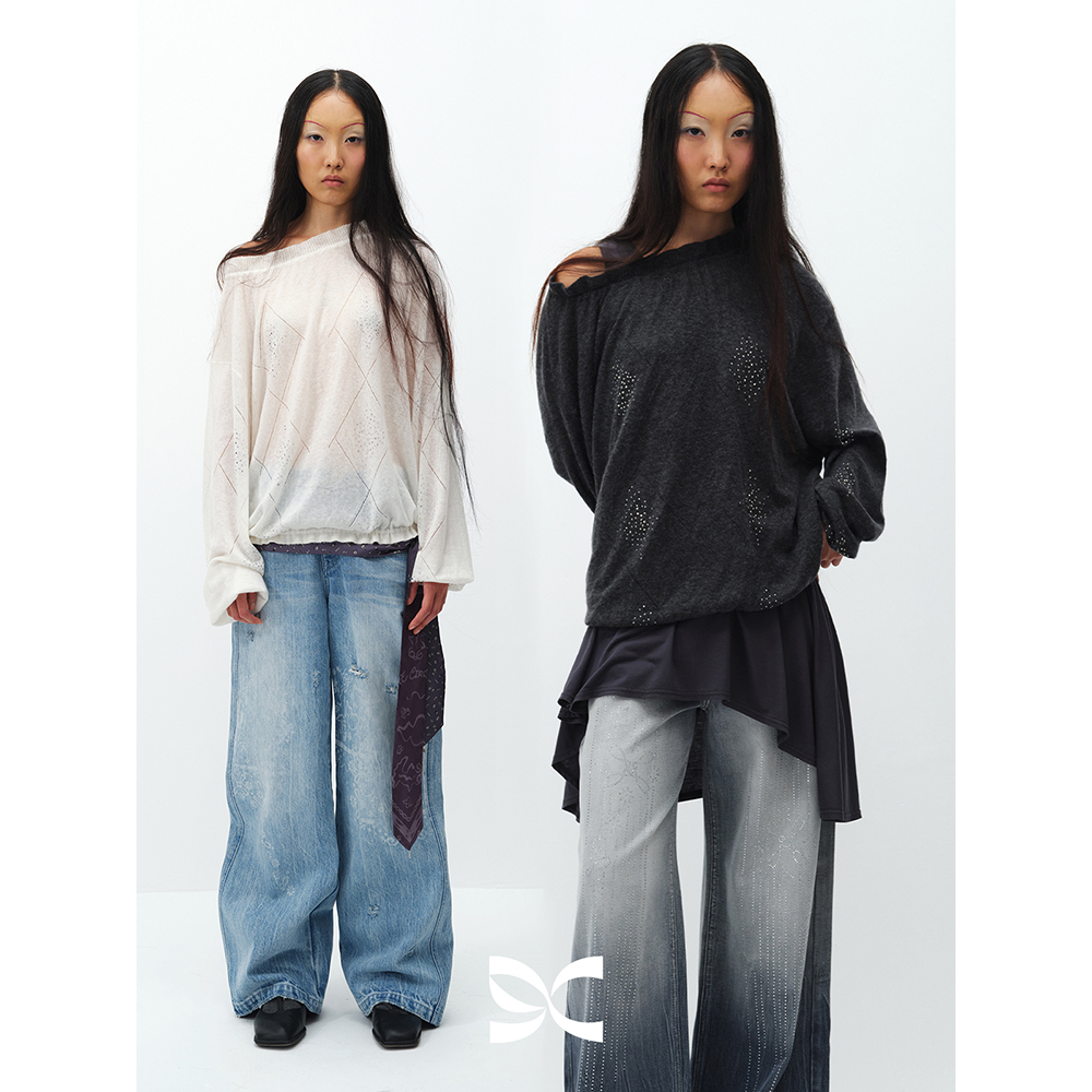 SQUARE CIRCLE 方圆木耳边斜肩一字领烫钻微透慵懒堆感羊毛毛衣