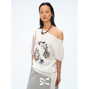 T恤 方圆格纹拼接贴布绣抽绳不规则斜肩一字领短袖 Square Circle