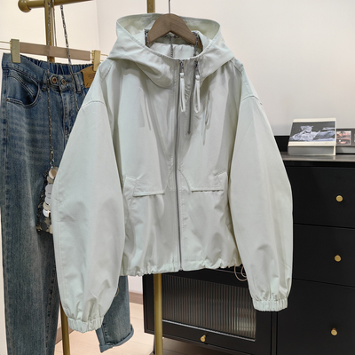 超好看连帽冲锋衣女早春新款韩系